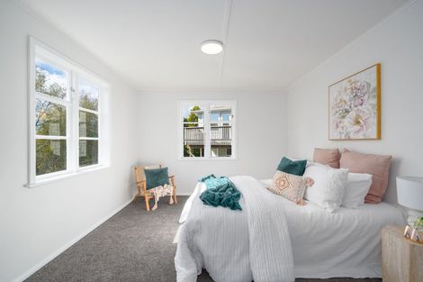 Photo of property in 35 Gloucester Street, Cannons Creek, Porirua, 5024
