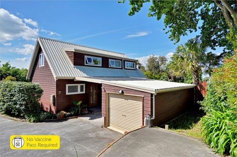 Photo of property in 74 Colwill Road, Massey, Auckland, 0614