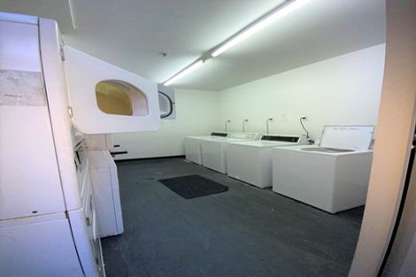 Photo of property in Hanson House, 27u2 Hanson Street, Mount Cook, Wellington, 6021