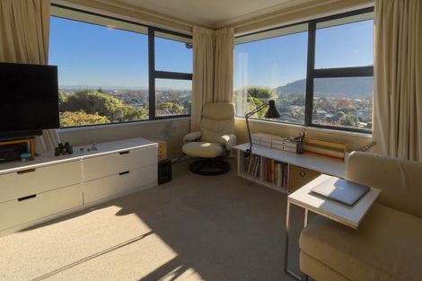 Photo of property in 9 Flinders Road, Heathcote Valley, Christchurch, 8022
