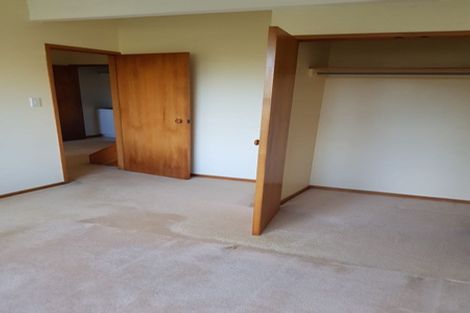 Photo of property in 58 Rosecamp Road, Beach Haven, Auckland, 0626