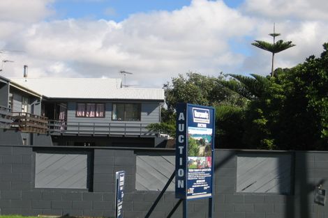 Photo of property in 1/47 Hattaway Avenue, Bucklands Beach, Auckland, 2012