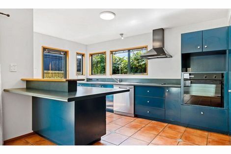 Photo of property in 18 Darvel Street, Riccarton, Christchurch, 8011