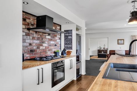 Photo of property in 16 Hemingway Place, Spencerville, Christchurch, 8083