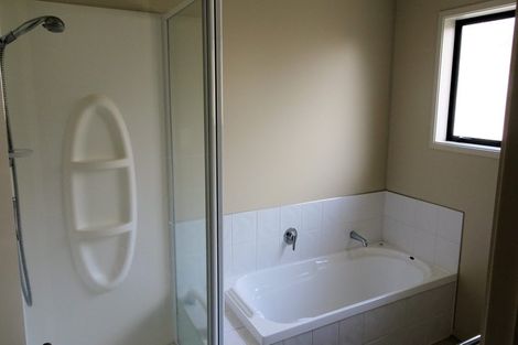 Photo of property in 16/100 Millers Road, Brookfield, Tauranga, 3110