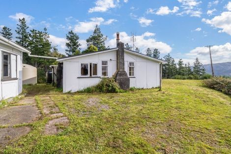 Photo of property in 1220 State Highway 2, Kaitoke, Upper Hutt, 5018