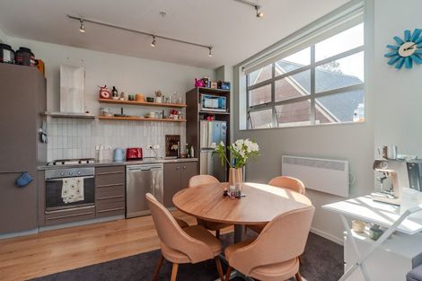 Photo of property in Vespa Apartments, 303/20 Hanson Street, Mount Cook, Wellington, 6021