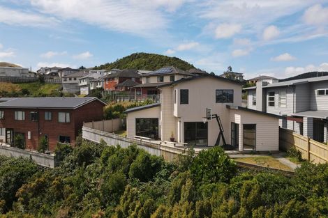 Photo of property in 5 Romaine Road, Churton Park, Wellington, 6037