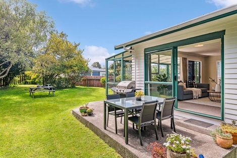 Photo of property in 37 Te Kupe Road, Paraparaumu Beach, Paraparaumu, 5032