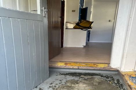 Photo of property in 2/23 Pitcairn Crescent, Bryndwr, Christchurch, 8053