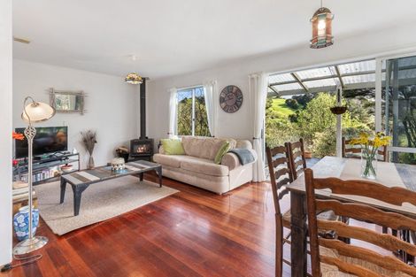 Photo of property in 4 Paparoa Station Road, Paparoa, 0571