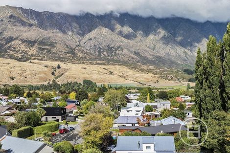 Photo of property in 28 Kawarau Place, Frankton, Queenstown, 9300