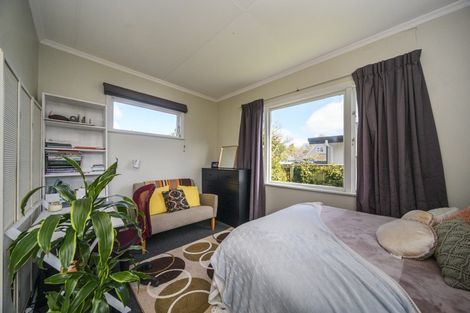 Photo of property in 8a Jensen Street, Hokowhitu, Palmerston North, 4410