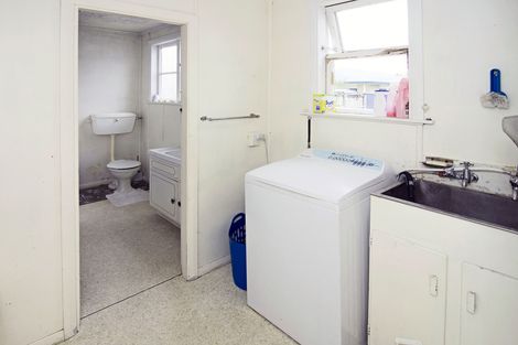 Photo of property in 23 Ames Street, Paekakariki, 5034