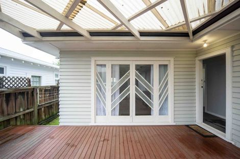 Photo of property in 16a Johnson Street, Dinsdale, Hamilton, 3204