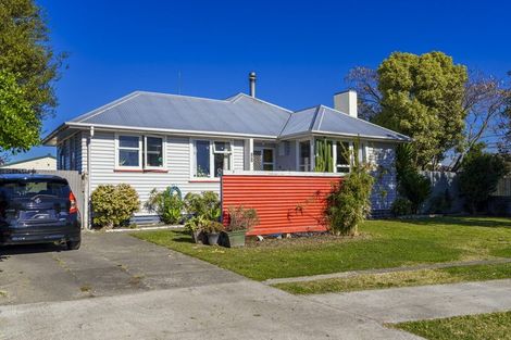 Photo of property in 18 Wyatt Avenue, Onekawa, Napier, 4110