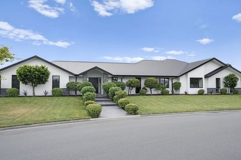 Photo of property in 2 Westburn Place, Prebbleton, 7604