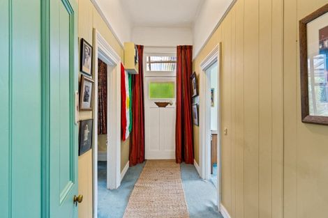 Photo of property in 21 Peel Street, Lawrence, 9532