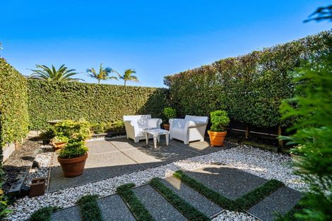 Photo of property in 35e Oceanbeach Road, Mount Maunganui, 3116