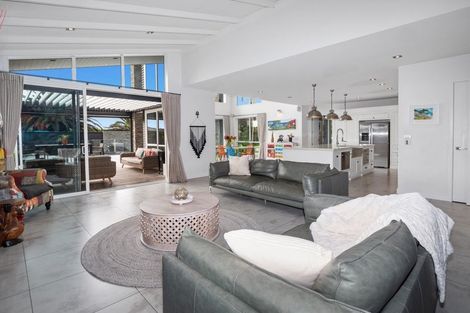Photo of property in 77 Royal Ascot Drive, Papamoa Beach, Te Puke, 3187