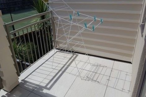 Photo of property in The Grange, 44/92 Bush Road, Albany, Auckland, 0632