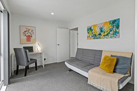 Photo of property in 16 Perla Road, Pukekohe, 2120