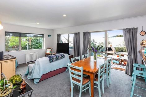 Photo of property in 7 Gilders Grove, Heathcote Valley, Christchurch, 8022