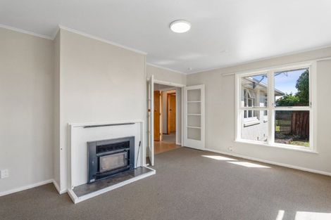 Photo of property in 21 Lambeth Crescent, Northcote, Christchurch, 8052