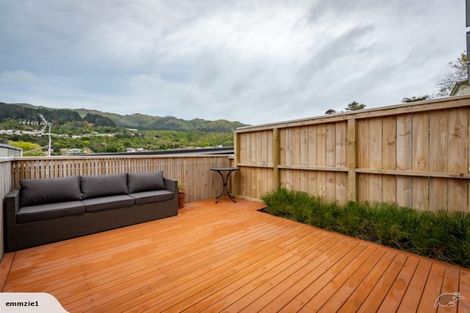 Photo of property in 7u1 Handyside Street, Tawa, Wellington, 5028