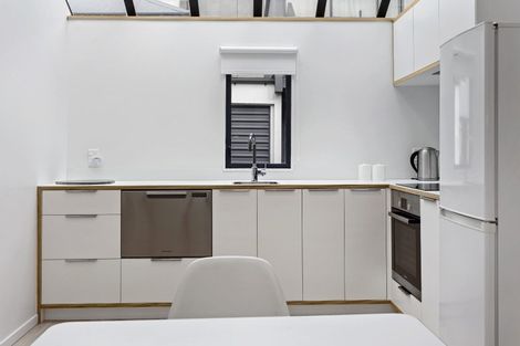 Photo of property in 2/388 Montreal Street, Christchurch Central, Christchurch, 8013