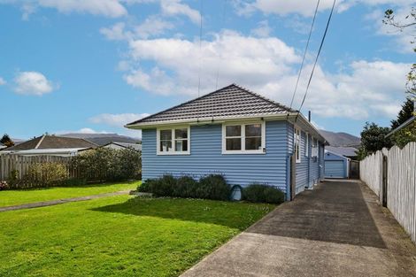 Photo of property in 3 Routley Crescent, Elderslea, Upper Hutt, 5018