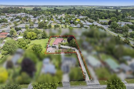 Photo of property in 8 Bridge Street, Southbridge, 7602