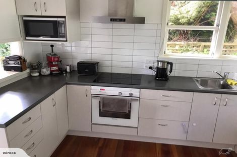 Photo of property in 20 Bedford Street, Northland, Wellington, 6012