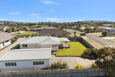 Photo of property in 12 Dune Lake Place, Ruakaka, 0116