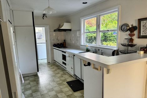 Photo of property in 20 Sovereign Place, Glenfield, Auckland, 0629