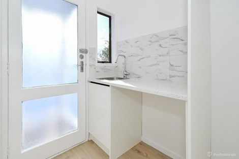 Photo of property in 36 Tamworth Close, Manurewa, Auckland, 2102