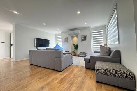 Photo of property in 31b Hill Crescent, Papakura, 2110
