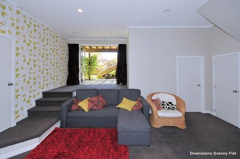 Photo of property in 86 Glamorgan Drive, Torbay, Auckland, 0630