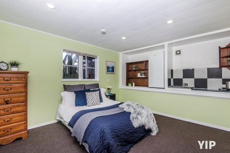 Photo of property in 3 Tawa Terrace, Tawa, Wellington, 5028
