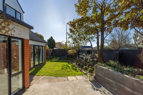 Photo of property in 57 Wairakei Road, Bryndwr, Christchurch, 8052