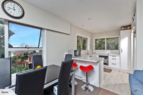 Photo of property in 2/65 High Road, Glenfield, Auckland, 0629