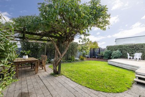 Photo of property in 2a Mckenzie Avenue, Marewa, Napier, 4110