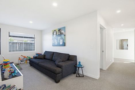 Photo of property in 11 Crete Road, Rangiora, 7400