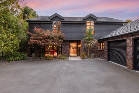 Photo of property in 5 Wood Lane, Fendalton, Christchurch, 8014