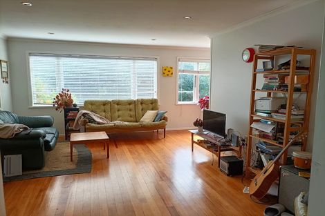 Photo of property in 15 Collier Avenue, Karori, Wellington, 6012