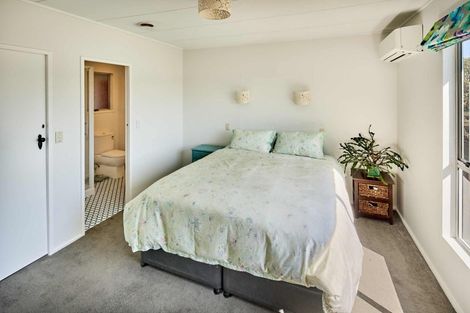 Photo of property in 15 Tukanae Street, Strathmore Park, Wellington, 6022