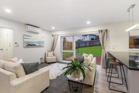 Photo of property in 12 Lagoon View, Gulf Harbour, Whangaparaoa, 0930