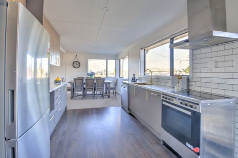 Photo of property in 19 Charlton Road, Gore, 9710