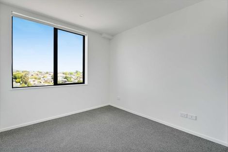 Photo of property in 101/3 Rauemi Way, Te Atatu South, Auckland, 0610