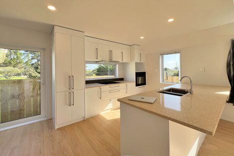 Photo of property in 2/16 Gaye Crescent, Otara, Auckland, 2023